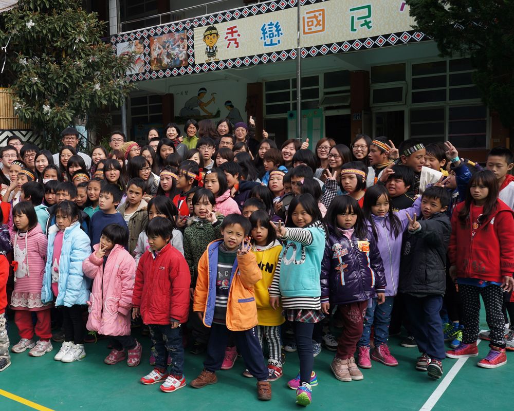A community outreach program formed by NTU and China’s PKU and YNU takes their services to the remote mountains of Hsinchu County.