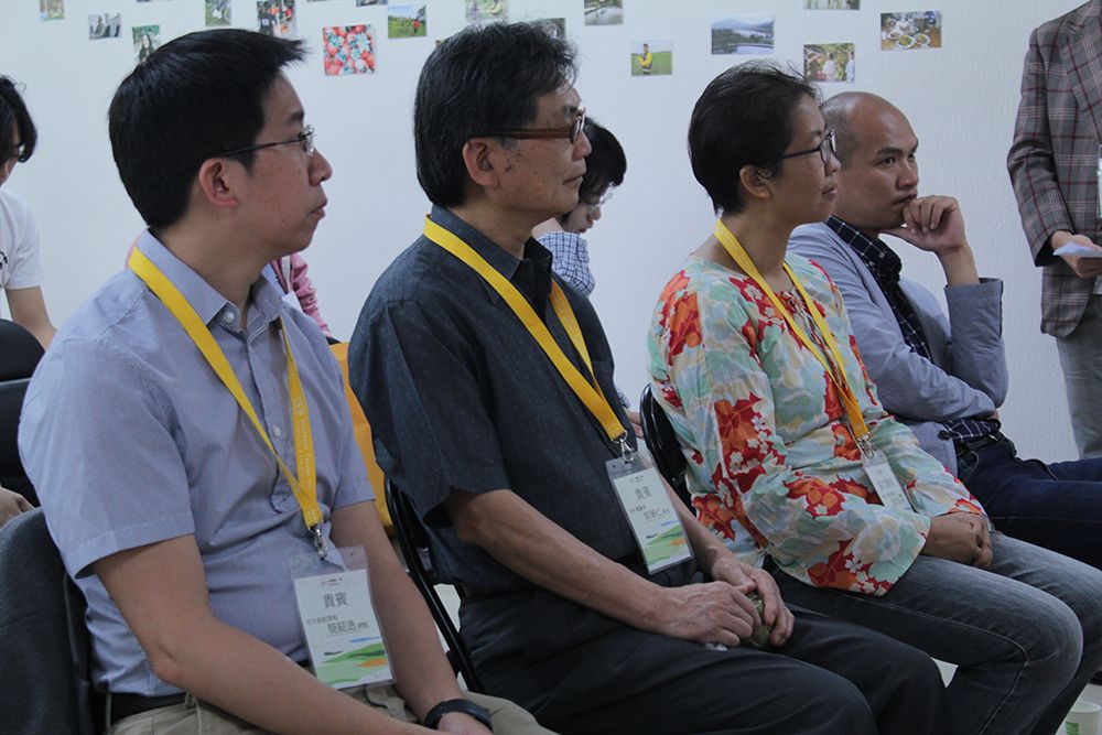 Attending VIPs (left to right: Prof. Chien, Prof. Kuo, Ms. Wang, and Mr. Lin)