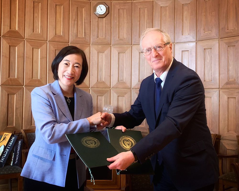 NTU Reaches Out to Eastern Europe: Partnerships Established in Poland-封面圖