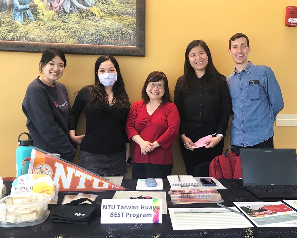 NTU Sets Up Liaison Office - Chinese Language Program at Indiana University
