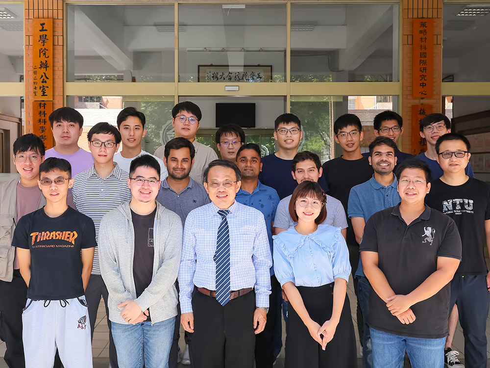 Image1:Group photo of Prof. Liang-Chia Chen and his research team.