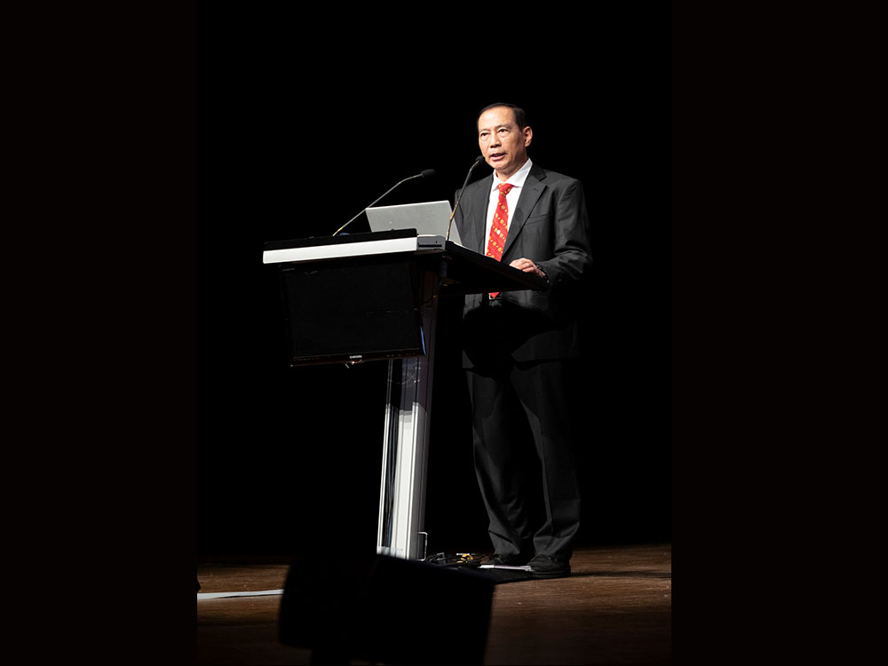 Image4:Prof. Pisin Chen delivering a speech at the ceremony.