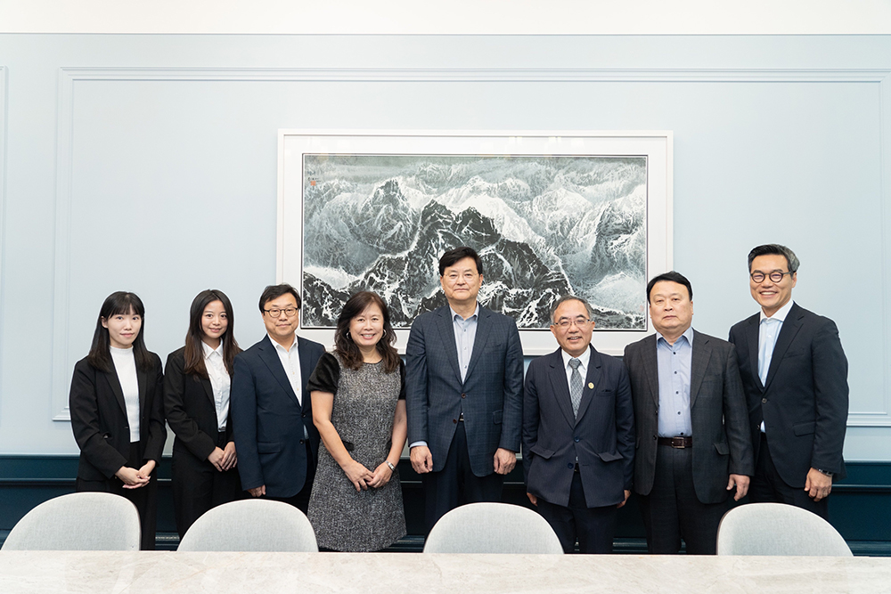 Image3:NTU and Yonsei University delegates at the MoU signing ceremony.