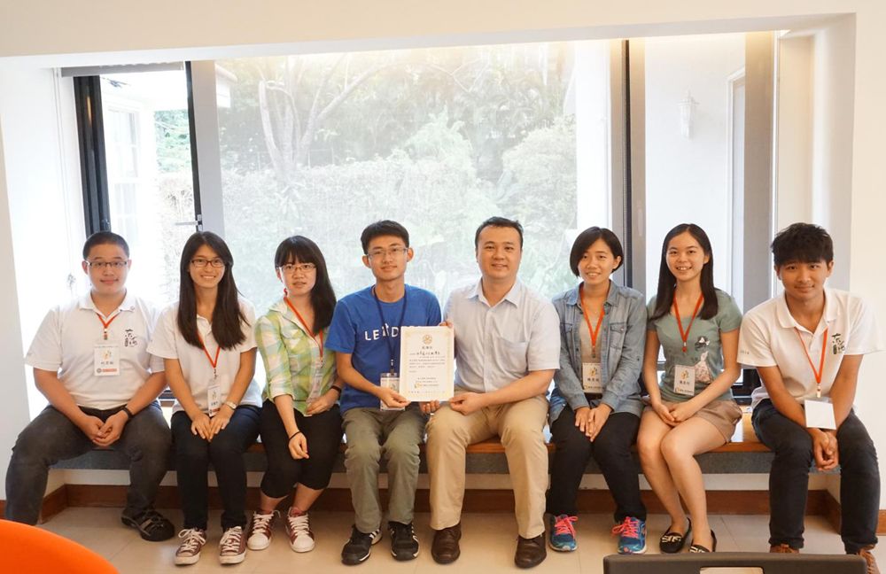 社會企業參訪「iHealth政昇處方宅配藥局」與陳文志營運長。。