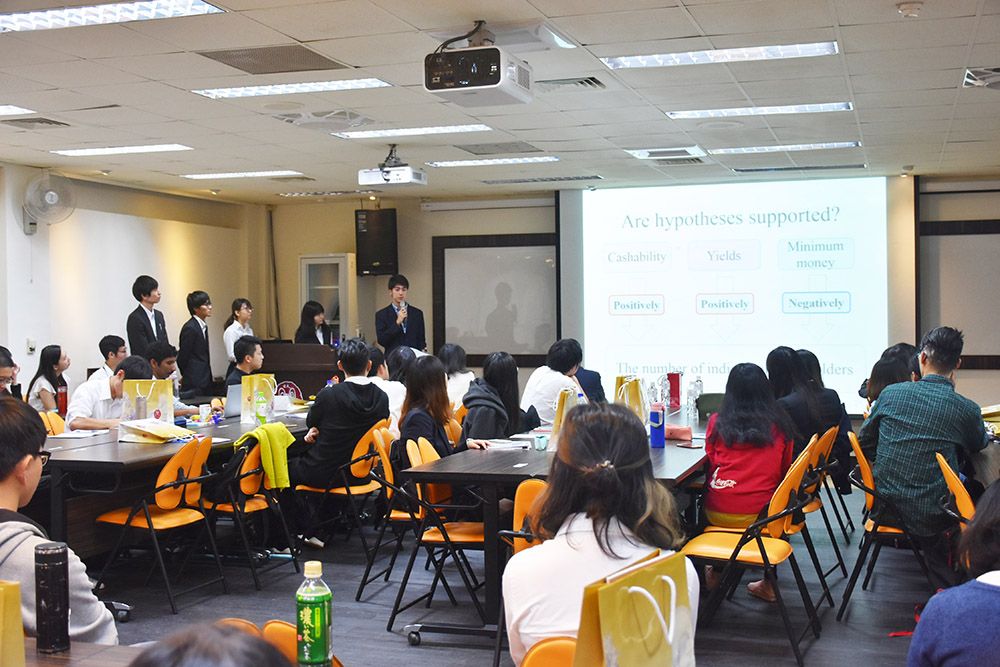 日本早稻田大學學生與臺大管院學生以「企業金融研究」為主題進行學術交流